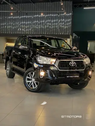 TOYOTA HILUX 2020
