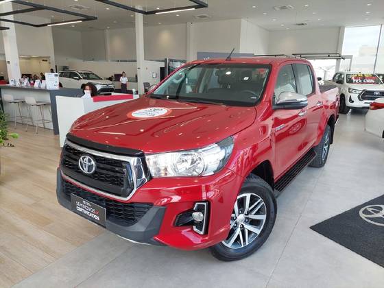 TOYOTA HILUX 2020