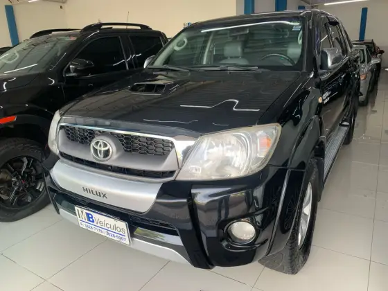 TOYOTA HILUX 2010