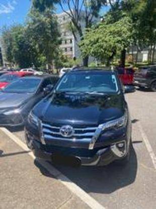 TOYOTA HILUX SW4 2019