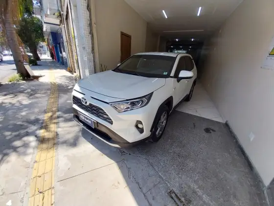 TOYOTA RAV4 2019