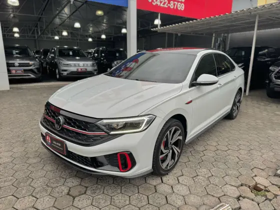 VOLKSWAGEN JETTA 2024