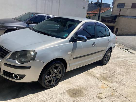 VOLKSWAGEN POLO SEDAN 2008