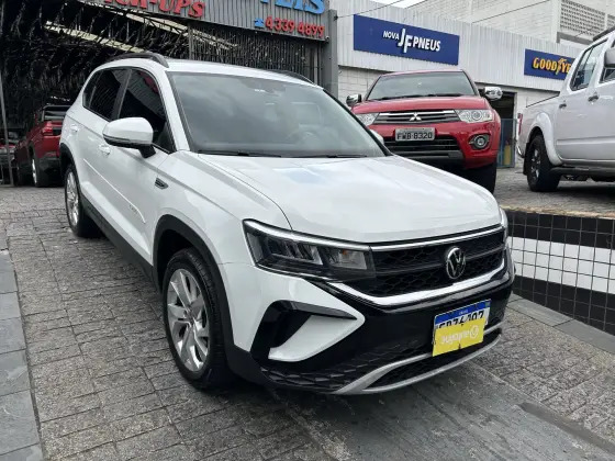 VOLKSWAGEN TAOS 2022