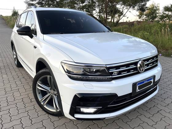 VOLKSWAGEN TIGUAN 2019