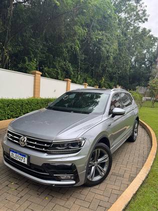 VOLKSWAGEN TIGUAN 2021