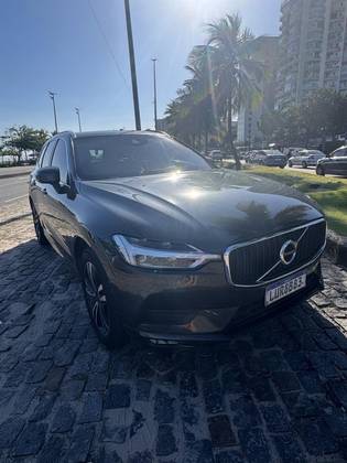 VOLVO XC60 2019