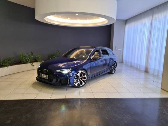 AUDI RS4 2019