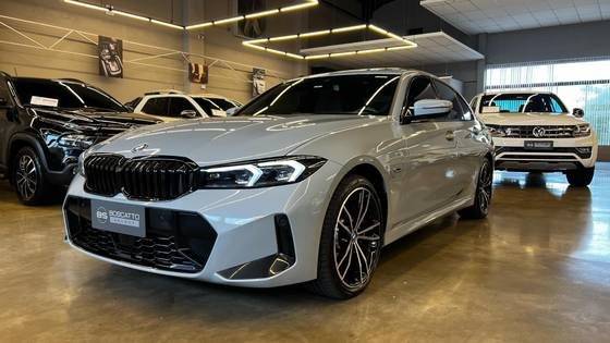 BMW 330e 2023