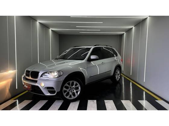 BMW X5 2011