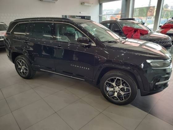 JEEP COMMANDER 2025