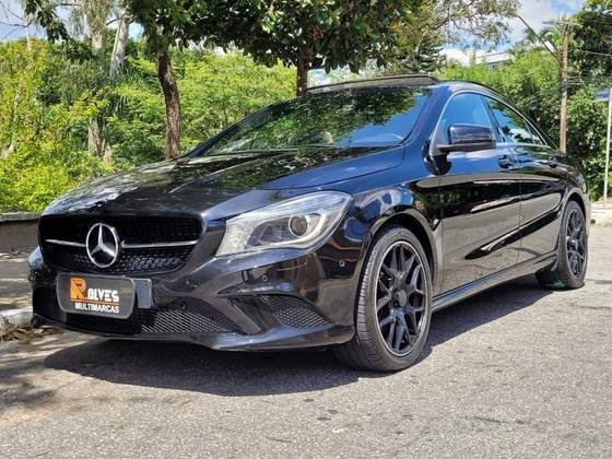 MERCEDES-BENZ CLA 200 2015