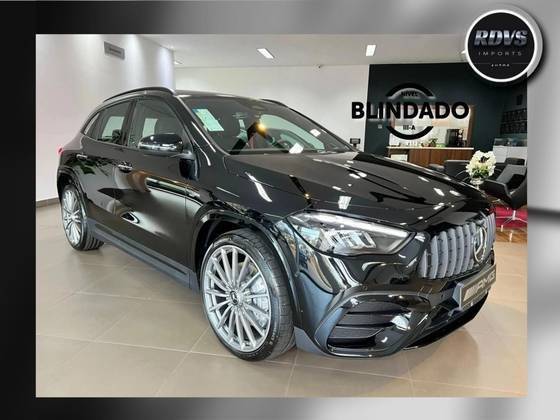 MERCEDES-BENZ GLA 35 AMG 2025