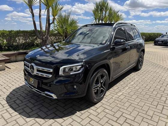 MERCEDES-BENZ GLB 200 2021
