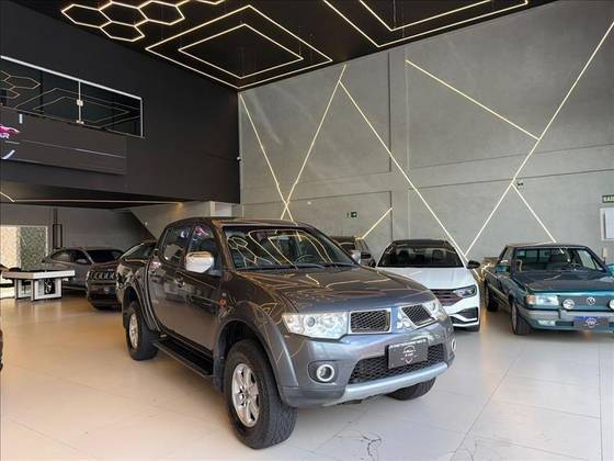 MITSUBISHI L200 TRITON 2013