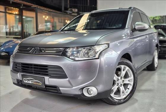 MITSUBISHI OUTLANDER 2014
