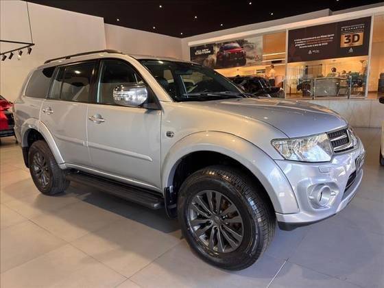 MITSUBISHI PAJERO DAKAR 2016