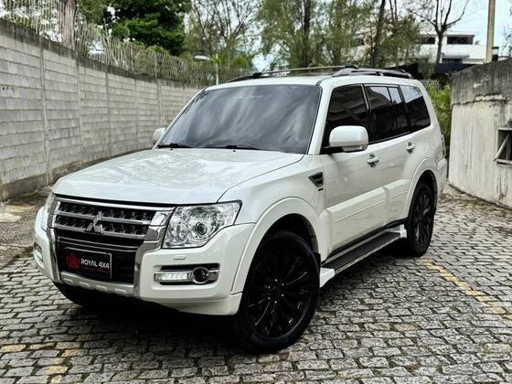 MITSUBISHI PAJERO FULL 2019