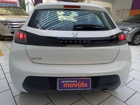 PEUGEOT 208 2022