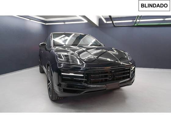 PORSCHE CAYENNE 2025
