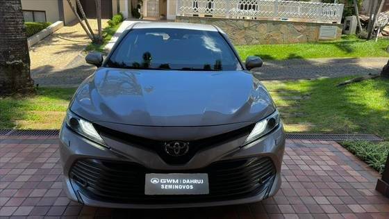 TOYOTA CAMRY 2018