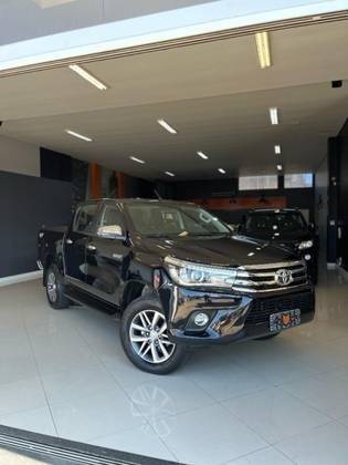 TOYOTA HILUX 2018