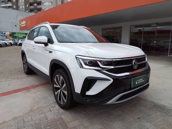 VOLKSWAGEN TAOS 2023