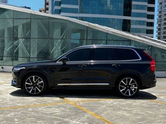 VOLVO XC90 2023