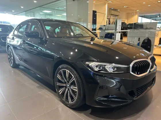 BMW 320i 2025