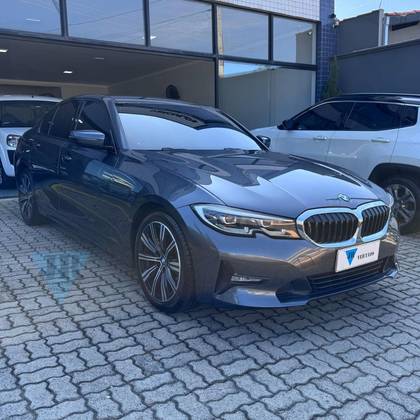 BMW 320i 2021