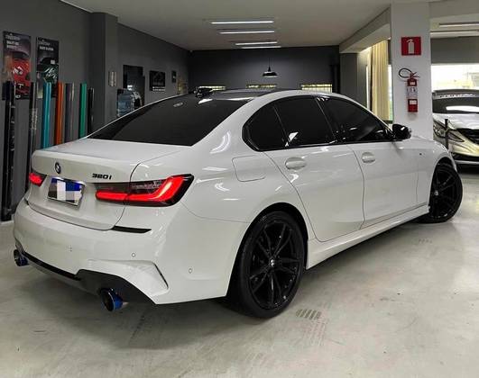 BMW 320i 2021