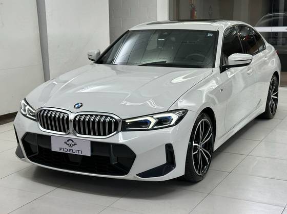 BMW 320i 2023