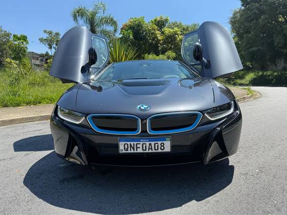 BMW i8 2016