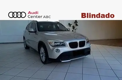 BMW X1 2011