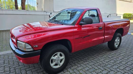 DODGE DAKOTA 2000