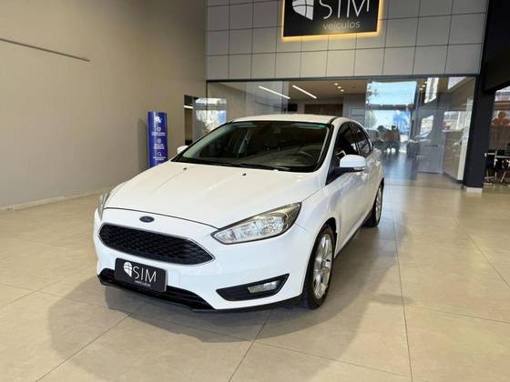 FORD FOCUS 2019