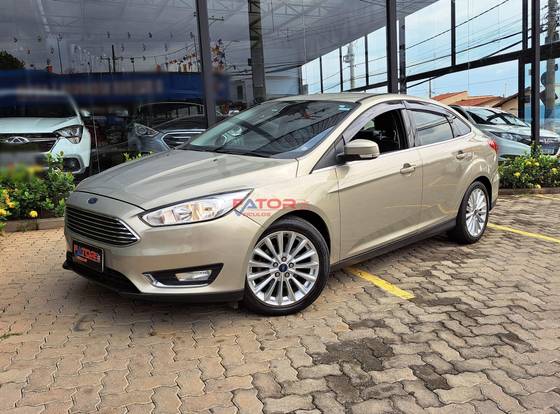 FORD FOCUS 2016