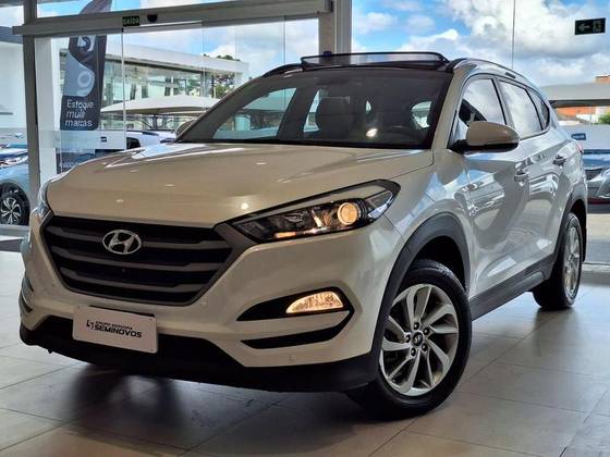 HYUNDAI TUCSON 2021