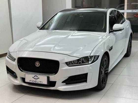 JAGUAR XE 2018