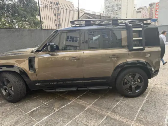 LAND ROVER DEFENDER 2023