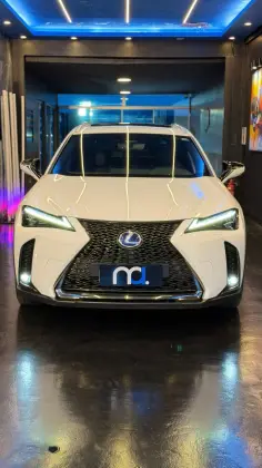 LEXUS UX 250h 2019