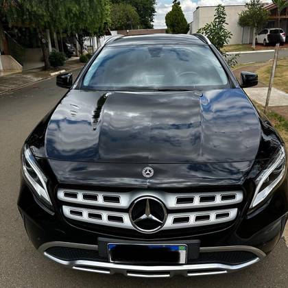MERCEDES-BENZ GLA 200 2019