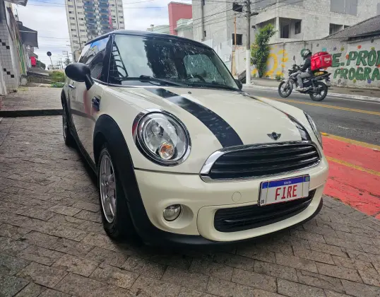MINI COOPER 2013