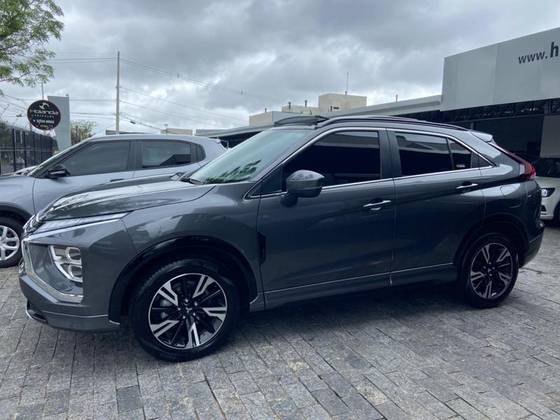 MITSUBISHI ECLIPSE CROSS 2025