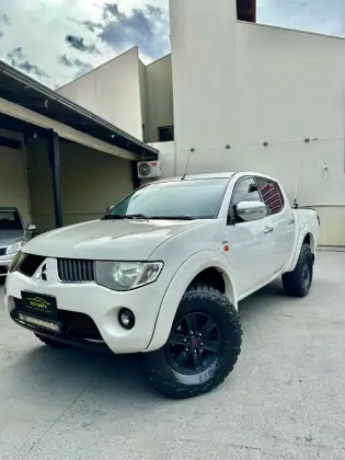 MITSUBISHI L200 2009