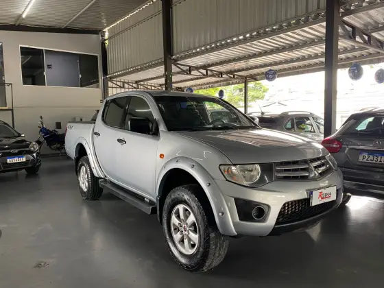 MITSUBISHI L200 TRITON 2015