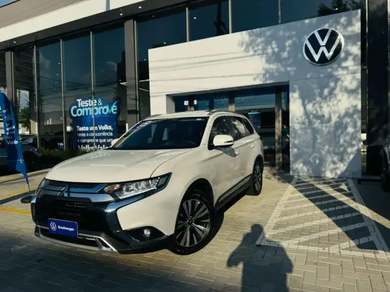 MITSUBISHI OUTLANDER 2019