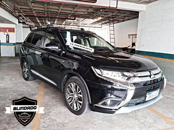 MITSUBISHI OUTLANDER 2016