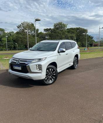 MITSUBISHI PAJERO SPORT 2024