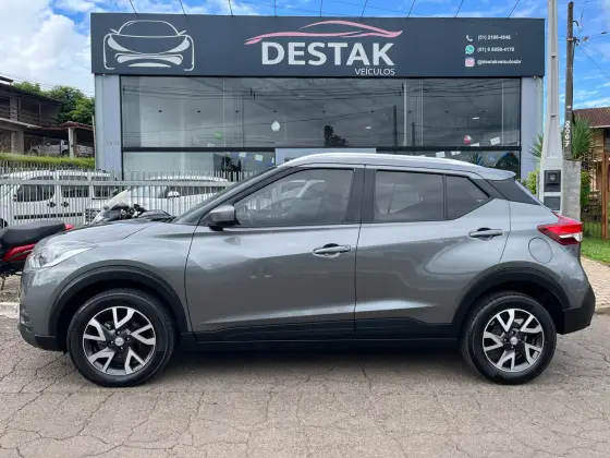 NISSAN KICKS 2020